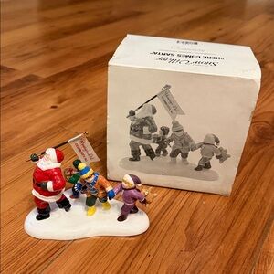 Dept 56 Here comes Santa